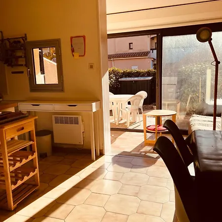 Cap Phoebus Joli Studio Alcove Proche Plage Roquille Cap D'agde 아그